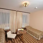 Modrzewiowka 3*