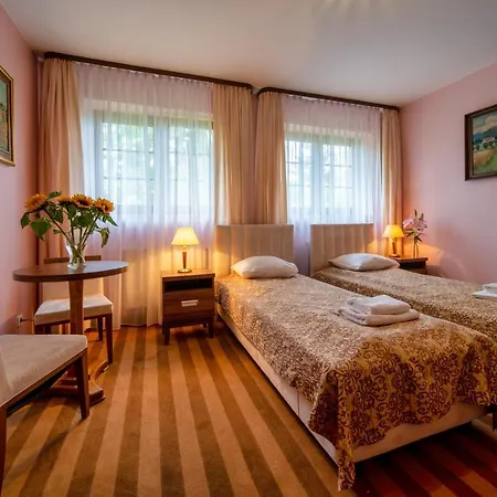 Modrzewiowka Hotel 3*