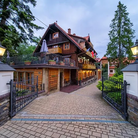 Hotel Modrzewiówka Lanckorona