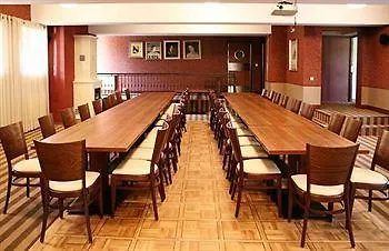 Hotel Modrzewiowka 3*