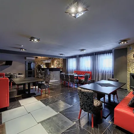 Otel Modrzewiowka 3*