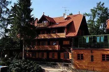 Hotel Modrzewiówka 3*