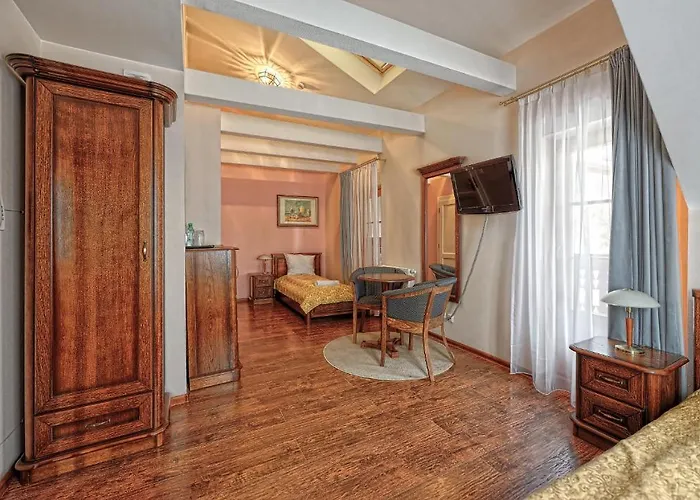 Modrzewiówka Hotel 3*